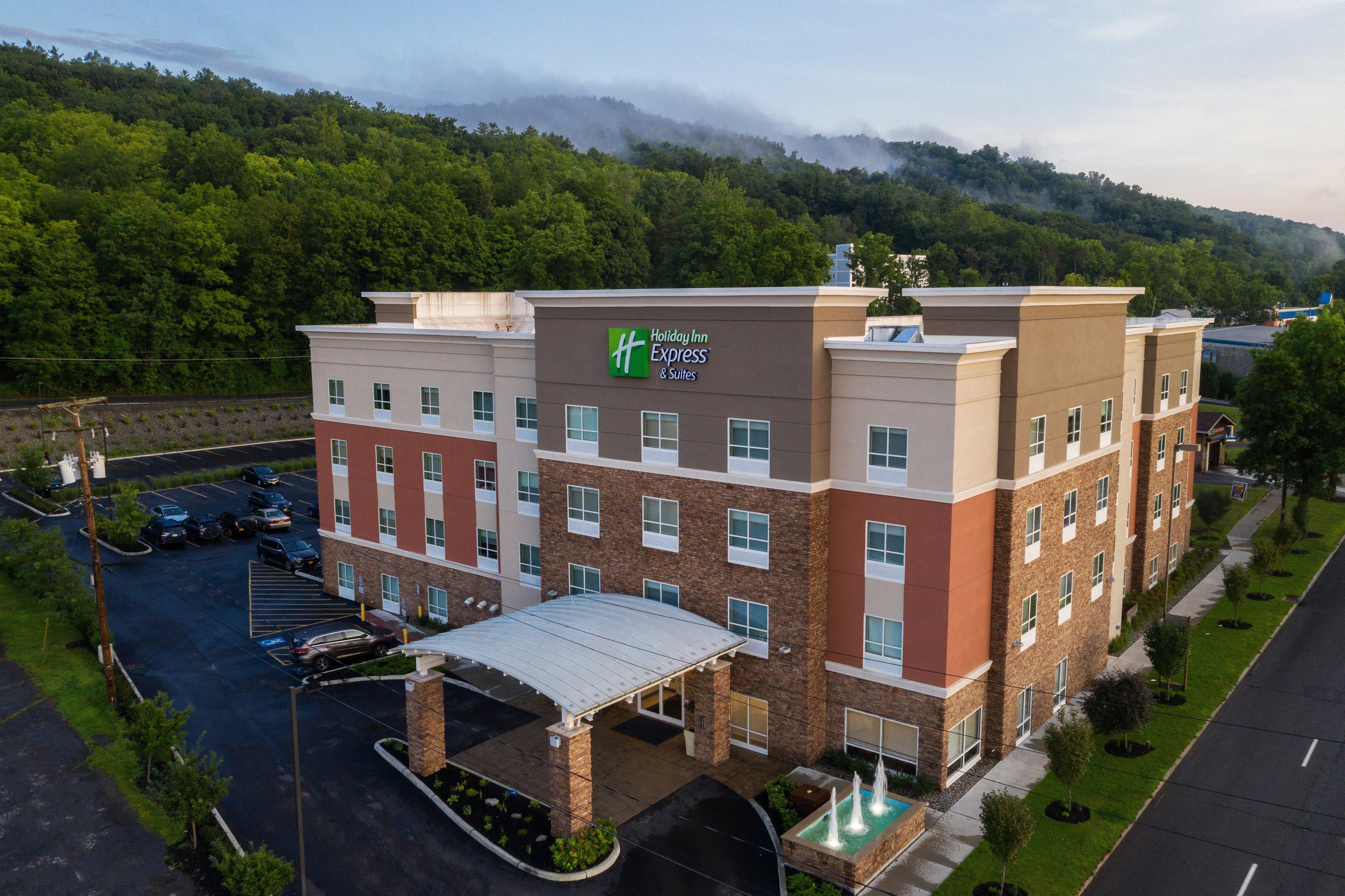 Holiday Inn Express & Suites Ithaca By Ihg Екстер'єр фото