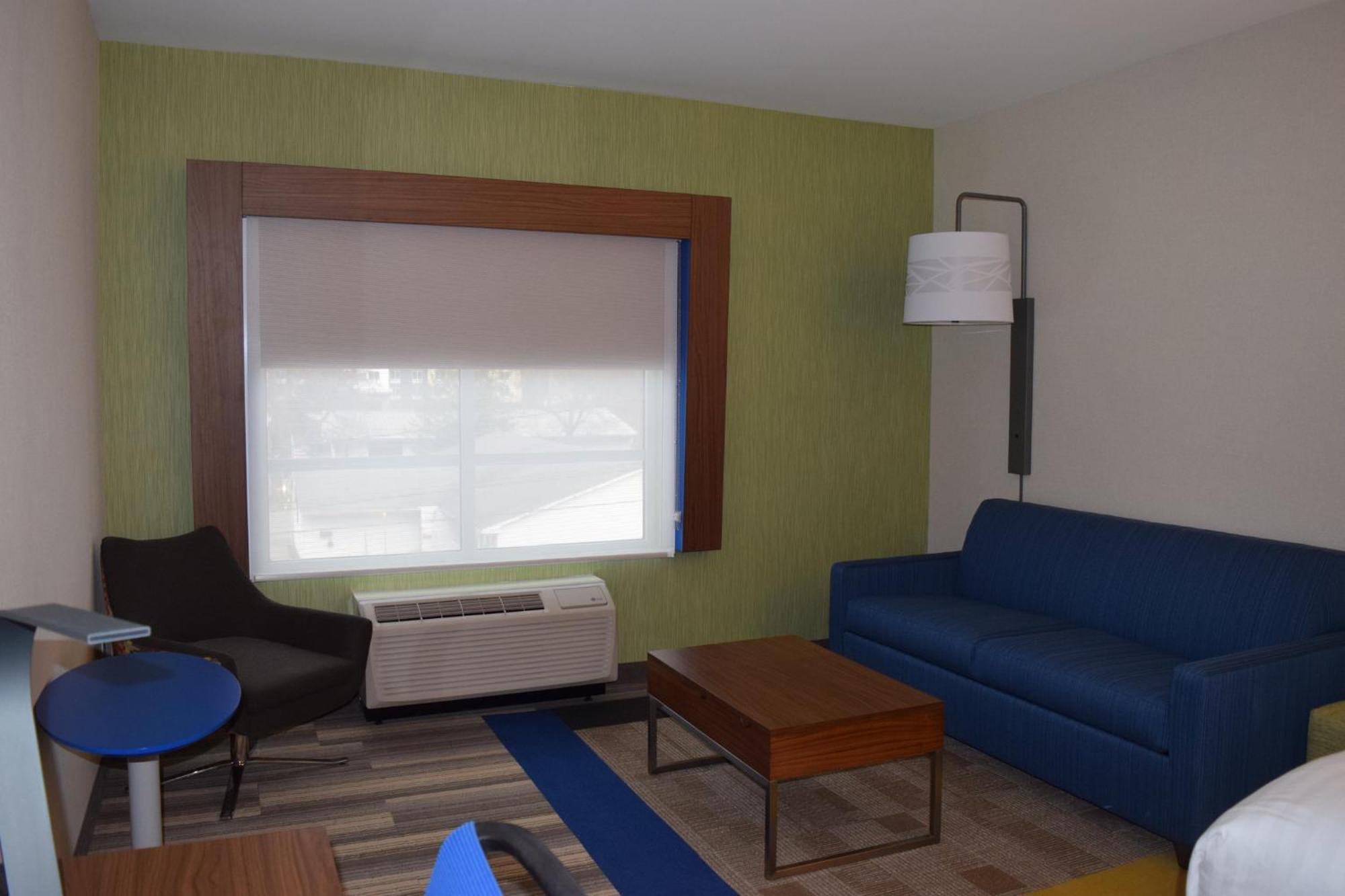 Holiday Inn Express & Suites Ithaca By Ihg Екстер'єр фото